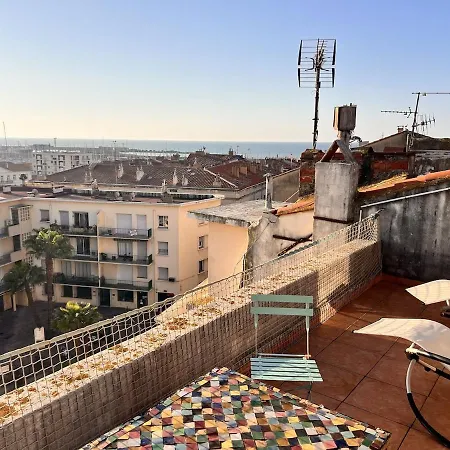 Le Phare - Duplex Vue Port Et Canaux セット