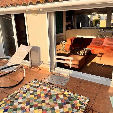 Le Phare - Duplex Vue Port Et Canaux *